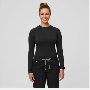 Woman’s Salta Performance underscrub- worn once.